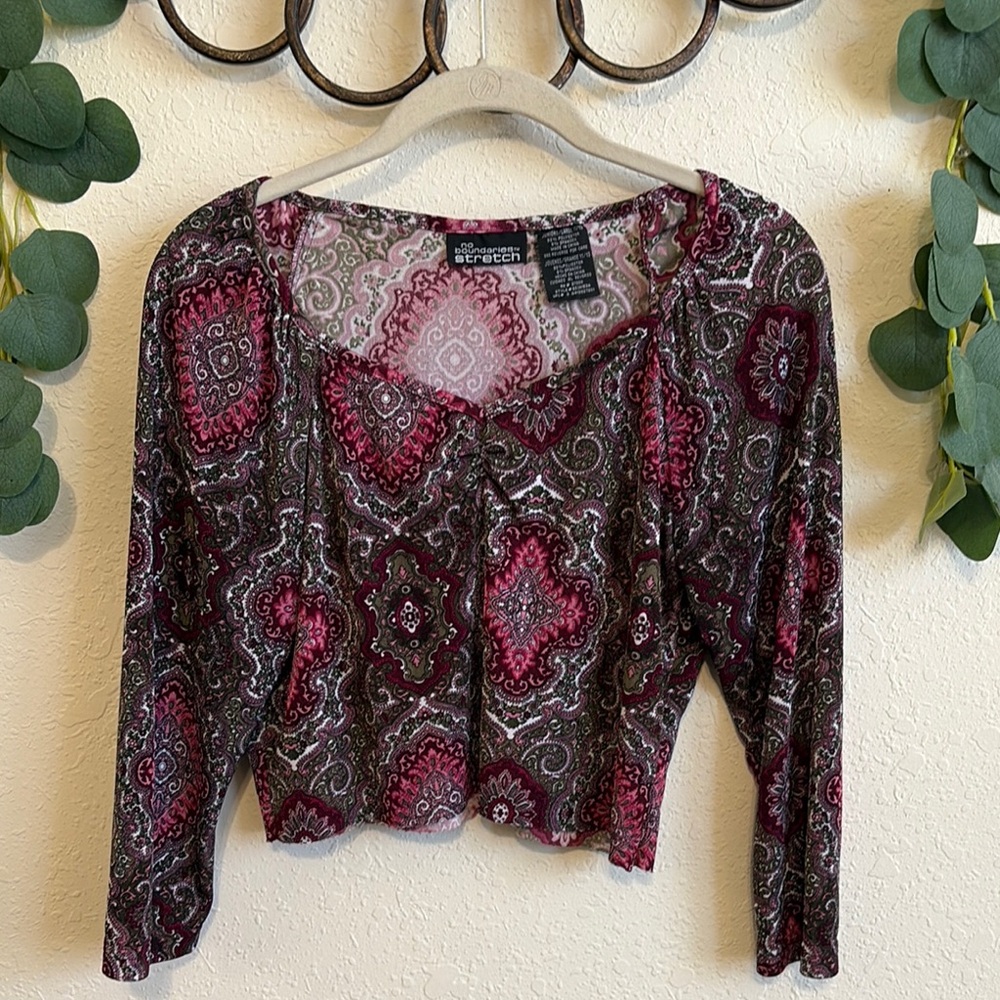 Vintage Y2K No Boundaries Cropped Paisley Fairy Top✨ - Picture 2 of 6